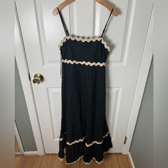 Petal & Pup Yana Maxi Dress S - Picture 3 of 9